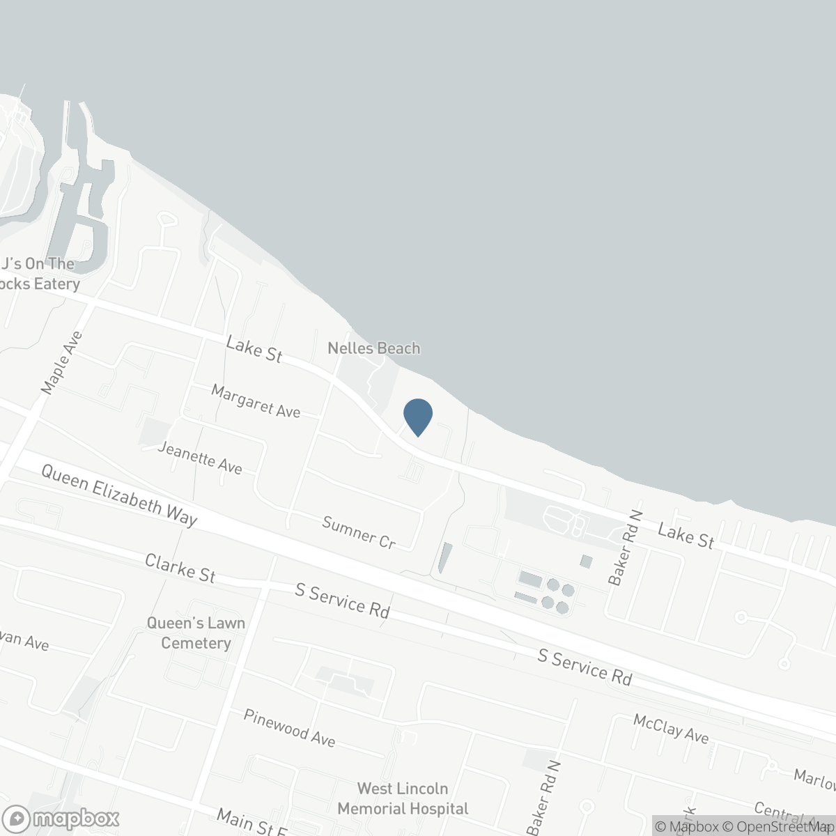 8 SOPHIE Court, Grimsby, Ontario L3M 5L6